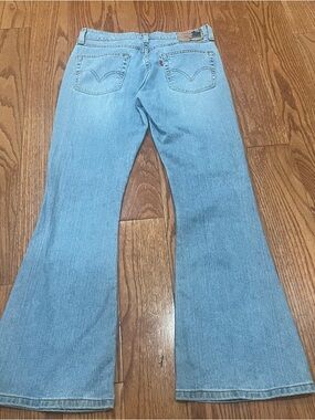 Y2K Levi's Light Blue Flare Jeans sz 7